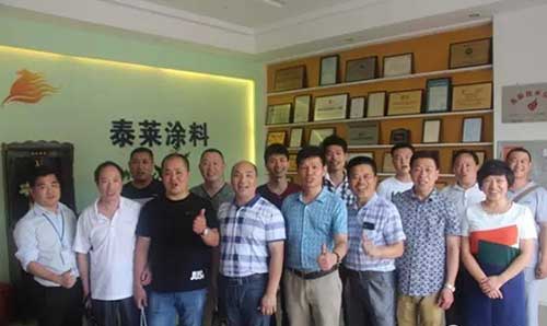 泰萊涂料集團高管與精英經(jīng)銷商深入研討工匠精神