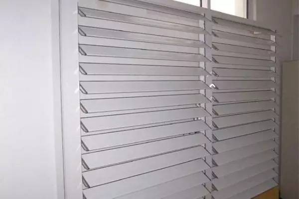 夏天降溫不靠空調(diào)？門窗隔熱妙不可言！