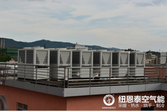 怎么說，聽說空氣能要搶空調(diào)的飯碗了？