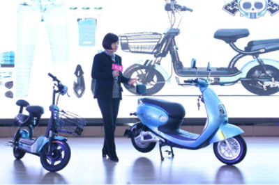 主打時(shí)尚的先鋒 愛(ài)瑪公布2018電動(dòng)車(chē)三大流行色