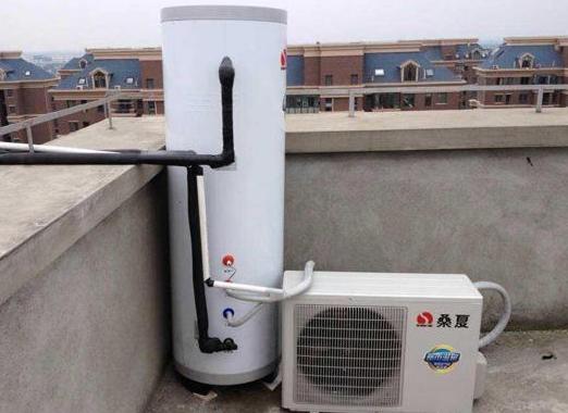 回家裝上空氣能熱水器，月月省一半電費！