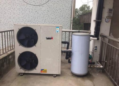 回家裝上空氣能熱水器，月月省一半電費！