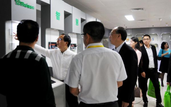 品牌日記|德陽市副市長藍(lán)益民一行領(lǐng)導(dǎo)蒞臨慧銳通考察