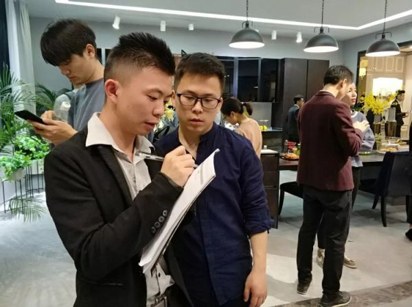 品牌大事|晾媽智能晾衣架亮相家具展，黑科技燃動(dòng)廣州