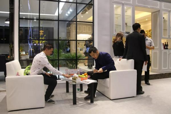 品牌大事|晾媽智能晾衣架亮相家具展，黑科技燃動(dòng)廣州