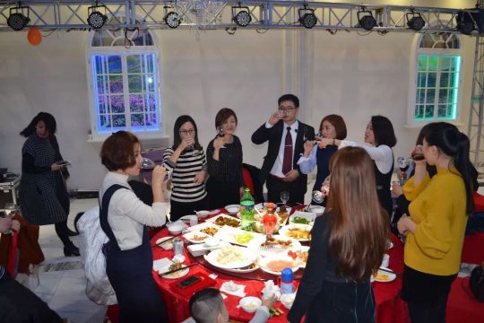 品牌大事|金諾德門(mén)業(yè)2018年年會(huì)暨2017年總結(jié)表彰會(huì)舉行