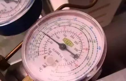 R410a空調(diào)抽真空，四個(gè)步驟請?zhí)嵝寻惭b維修師傅
