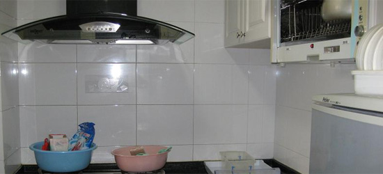 廚房裝了油煙機(jī)還要不要裝換氣扇嗎？