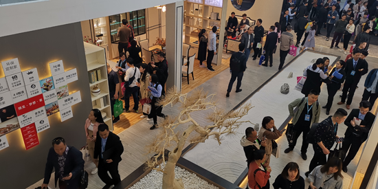 伊百麗攜時(shí)尚全屋家居新品引爆中國（廣州）定制家居盛會(huì)！