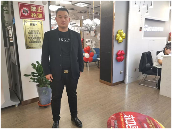 冠華照明經(jīng)銷商專訪：“始于顏值，陷于品質(zhì)，忠于品牌”