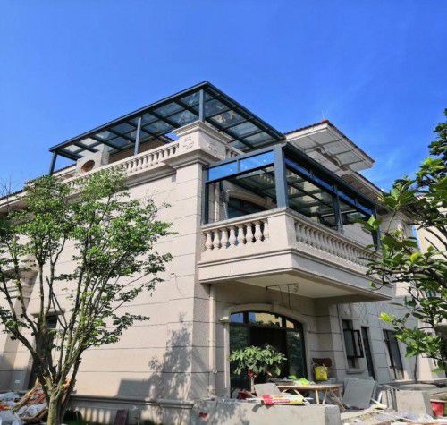 冬天待在陽光房太幸福了，了解下帕萊德高端陽光房定制