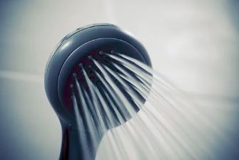 80年代老房選熱水器很難？看一下這對90后夫妻的經(jīng)歷