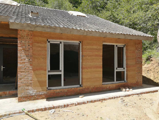農(nóng)村自建房封窗戶安裝斷橋鋁門窗，便宜又安全 