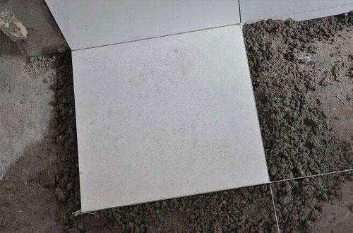 裝修知識：瓷磚的鋪貼方式，選擇對的把家裝修好