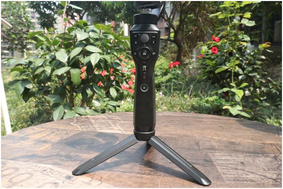 自媒體短視頻拍攝神器——奧川SMART S1手機(jī)穩(wěn)定器全面評(píng)測