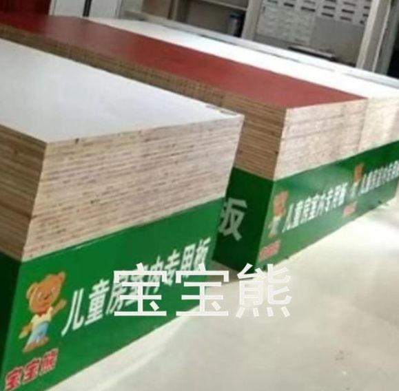 十大品牌寶寶熊板材和中華板材網(wǎng)合作，鑄造中國(guó)板材實(shí)力品牌