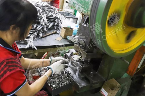 鋁合金門窗滑撐，迅杰一路向前、永不止步！
