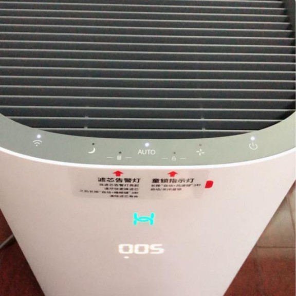 華為空氣凈化器深層凈化，保障家人的健康呼吸環(huán)境