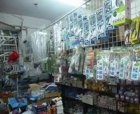 千家門店在行動！子彈頭照明免費(fèi)幫你升級店鋪形象 