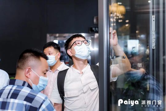 人氣爆棚超震撼!!派雅門窗攜“至臻新品”驚艷建博會(huì)！ 