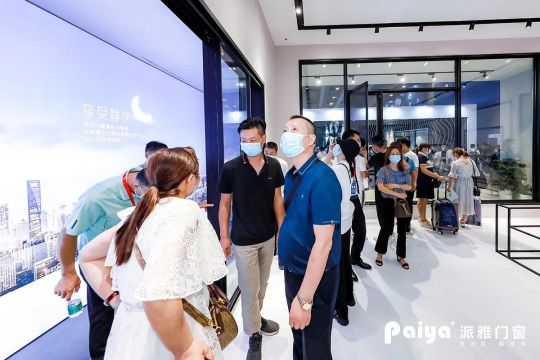 人氣爆棚超震撼!!派雅門窗攜“至臻新品”驚艷建博會(huì)！ 