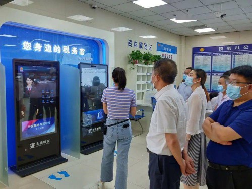 全面落實“深瑞LED合作十條”，一批LED企業(yè)考察江西瑞昌 