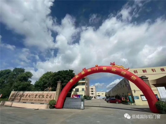 佰威國際門窗驚艷亮相廣州建博會，獲得無數(shù)點贊