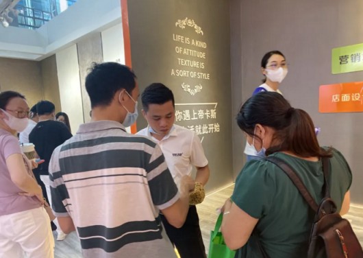 【2020廣州建博會(huì)】帝卡斯藝術(shù)漆獨(dú)領(lǐng)風(fēng)騷 展館人氣爆棚！