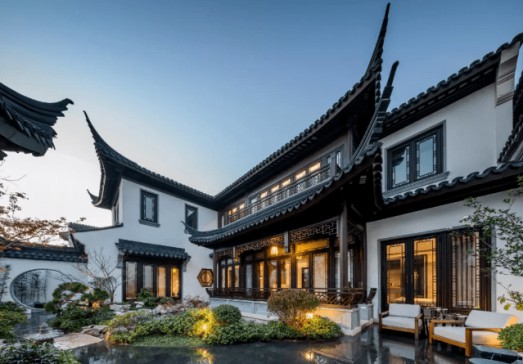 方寸之間，盡顯風(fēng)華！三宅門窗自成詩(shī)畫意境