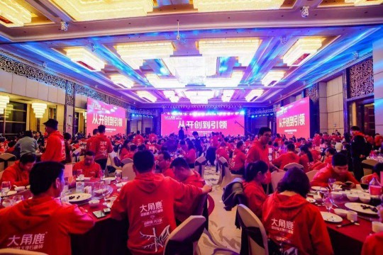 大角鹿超耐磨大理石瓷磚：爆款產(chǎn)品，實(shí)至名歸