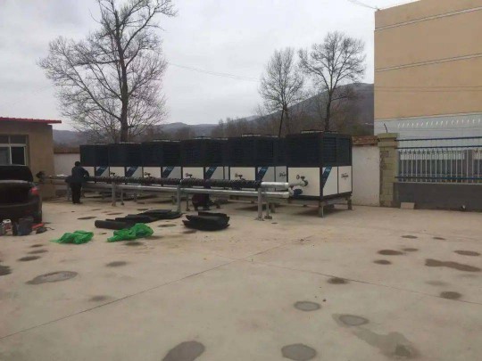 利普曼空氣能安全易操作，學校采暖省心又省錢 