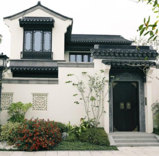 保證生活品質(zhì)，如何選擇自己滿意的復(fù)古鋁合金門窗