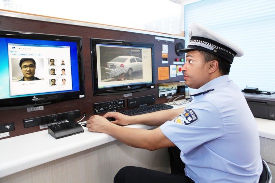 隱私問(wèn)題與安全爭(zhēng)議未休，人臉識(shí)別技術(shù)的應(yīng)用邊界該如何圈點(diǎn)？